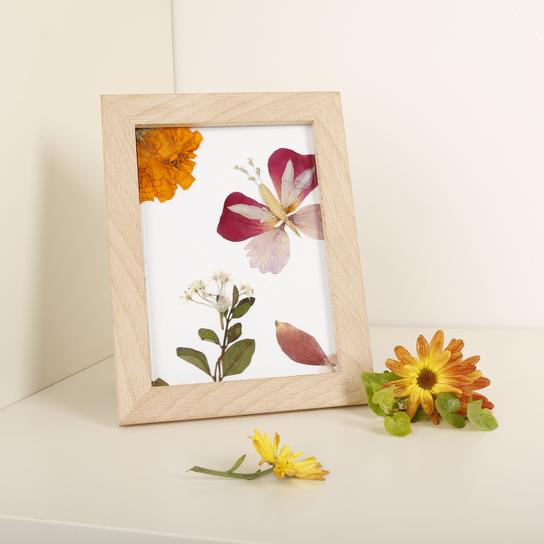 MAKE YOUR OWN FLOWER FRAME